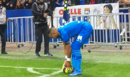 孔蒂：我们已经输了5场这让我担忧，我们没了上赛季的精气神