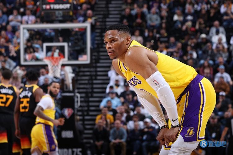 C罗新联赛完成帽子戏法（C罗在新联赛上演帽子戏法）