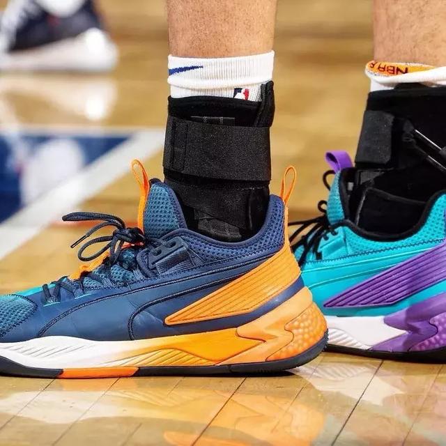 都灵vs比萨：乔瓦尼-西蒙尼、切-亚当斯首发，阿金桑米罗、森佩尔出战（都灵对阵比萨：乔瓦尼-西蒙尼、切-亚当斯先发，阿金桑米罗与森佩尔登场）