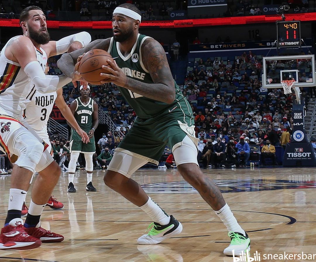 浓墨重彩的 浓墨重彩的